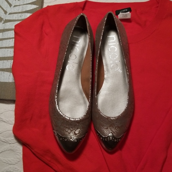 3/$25 Nicole shoes flats brown silver size 8. - Picture 3 of 3